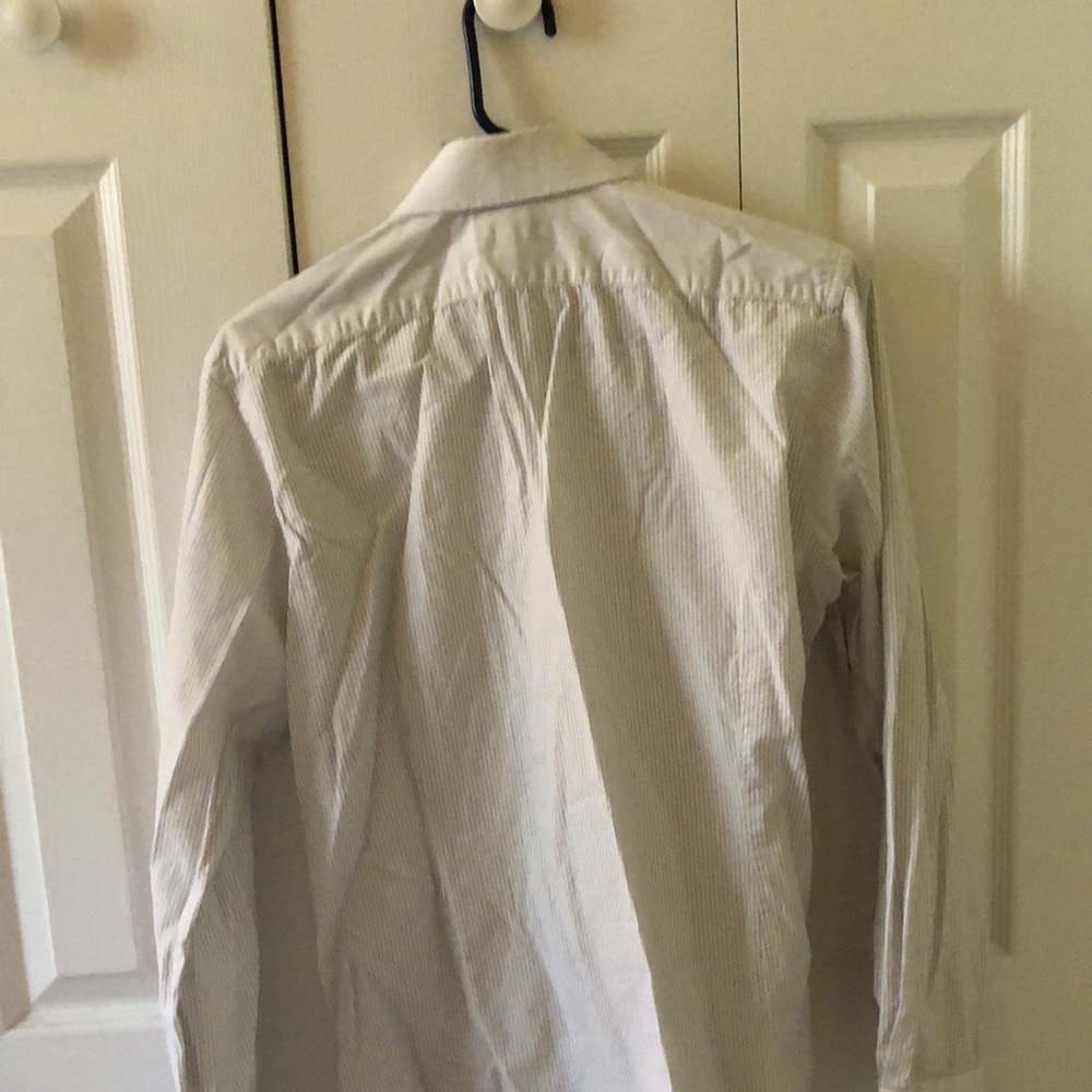 Men’s button down - Picture 2 of 4